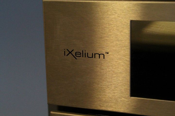 451730-5 Inbyggnadsugn Whirlpool AKZM 6560, A+