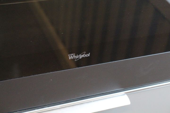 451734-3 Inbyggnadsugn Whirlpool AKZM 6610/TB (demoex)