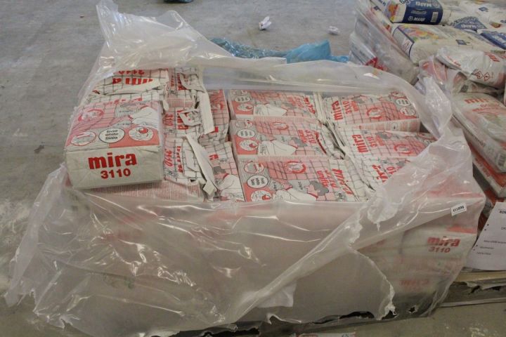 451896-4 Fastener, Unifix 3110, Mira, 1 pallet