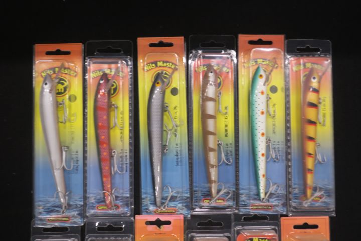 452357-2 12 st wobbler Nils master Invincible 30gr