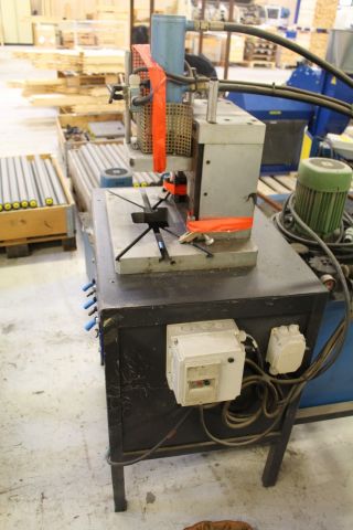 448141-10 Hydraulic press Santas Mekaniska AB