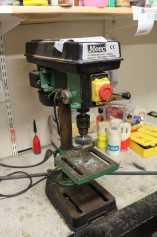 436334-1 Table drill Meec