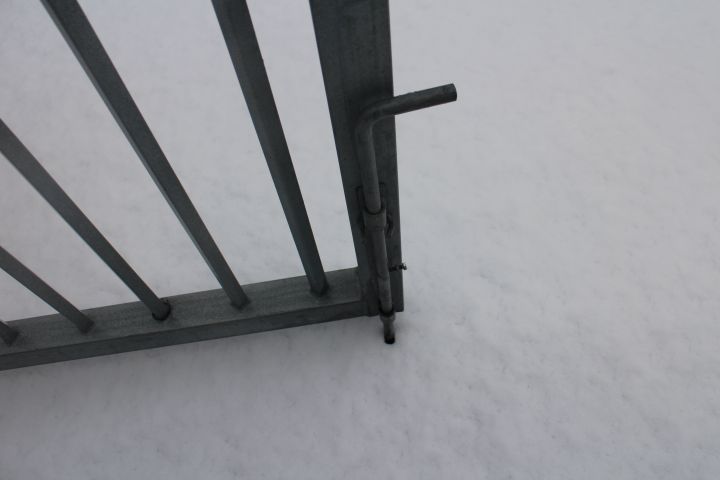 454097-6 Industrial gate with side door