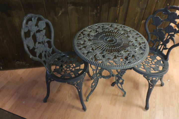 449609-3 Trädgårdsmöbler i Gjutjärn