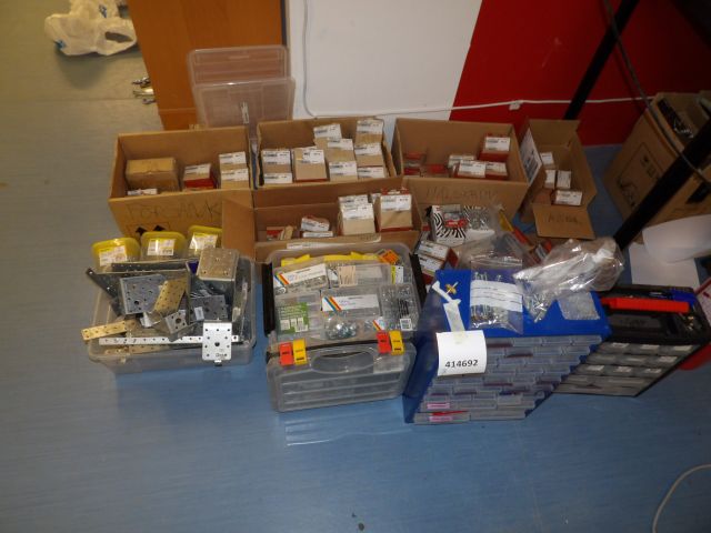 414692-1 Larger portion of screw, nuts, washers, etc.