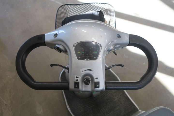 452405-5 Promenadscooter