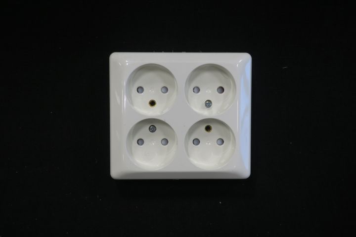 452458-1 9 pcs electrical outlet ELKO