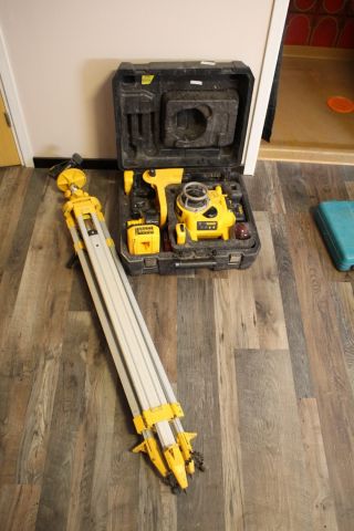 456650-1 Rotationslaser med stativ Dewalt DW077