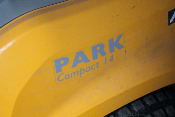 456720-3 Åkgräsklippare Stiga Park Compact 14