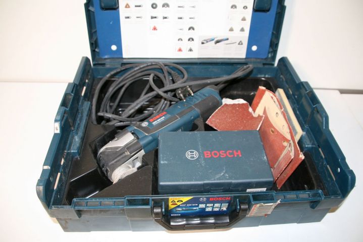 456867-1 Multi-Cutter: Bosch GOP 300 SCE professional in carrying case