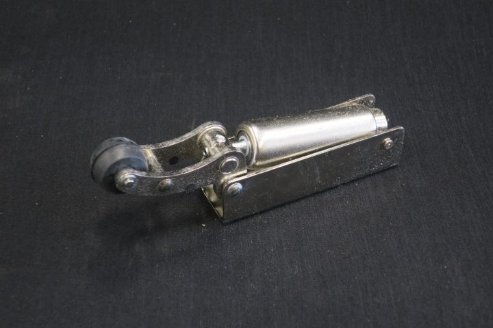 452498-1 8th door shutter ASSA 1200