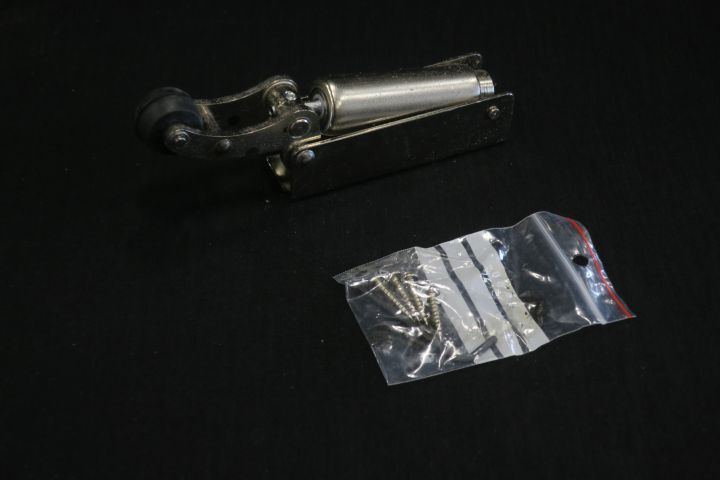 452498-3 8th door shutter ASSA 1200