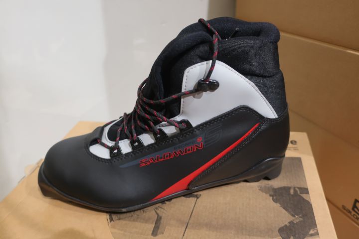 377548-3 Salomon Escape 5 pants in black, 2 pairs stl.42-42.5