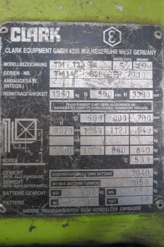 401520-12 Forklift Clark