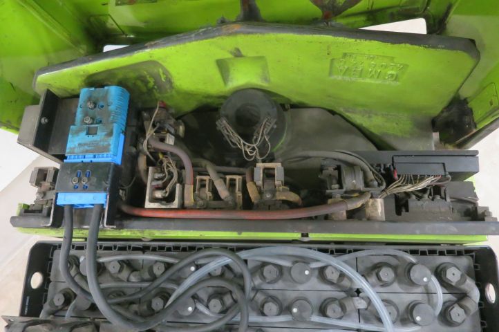 401520-16 Forklift Clark