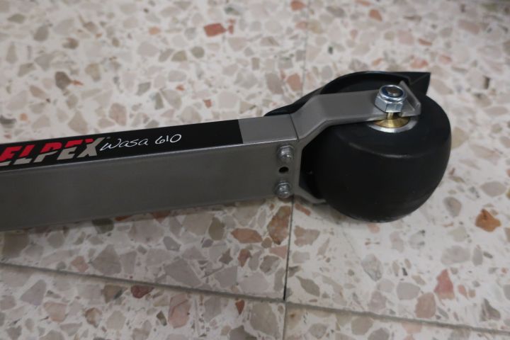 377600-10 Rullskidor + väska från Elpex/Skigo, 2 par FRI FRAKT!