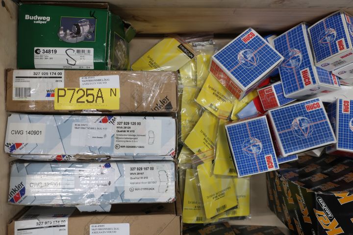 458768-2 Reservdelssortiment med bromskomponenter