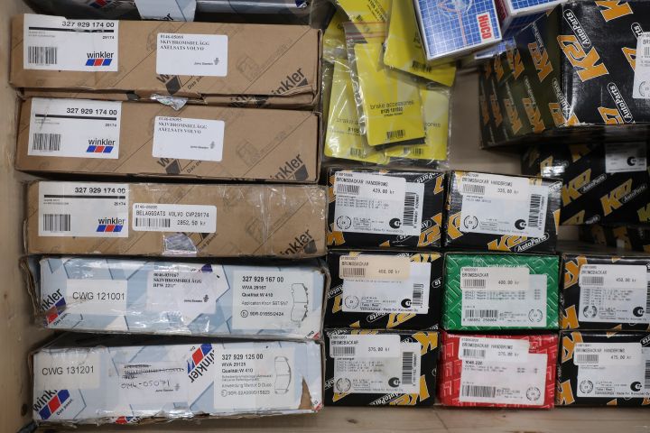 458768-4 Reservdelssortiment med bromskomponenter