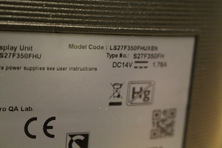 456299-4 Display from Samsung