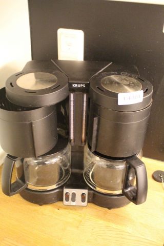 456304-1 Kitchen Utensils, Coffee Maker Krups, Microwave Oven Sharp, Poslin