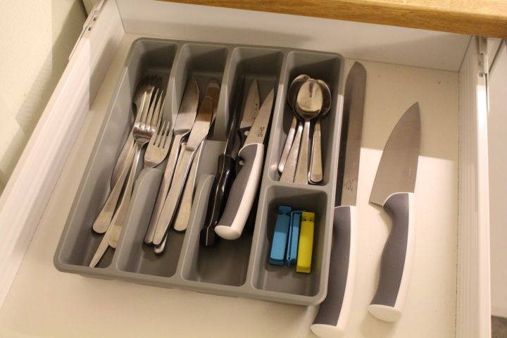 456304-6 Kitchen Utensils, Coffee Maker Krups, Microwave Oven Sharp, Poslin