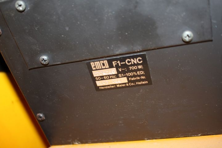 438196-10 CNC metallfräs Emco F1-CNC