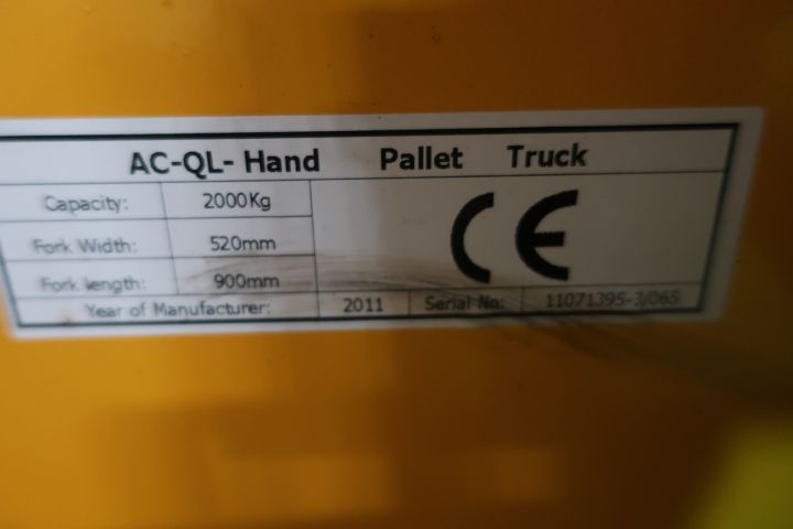 447560-9 Pallet truck Total Lifter 2000kg