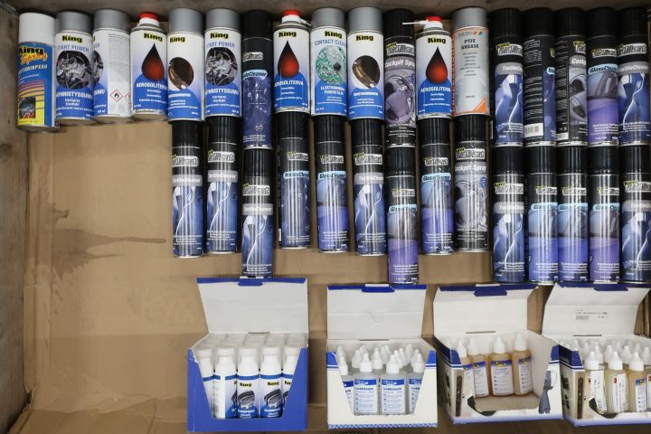 458833-1 Party of spray products