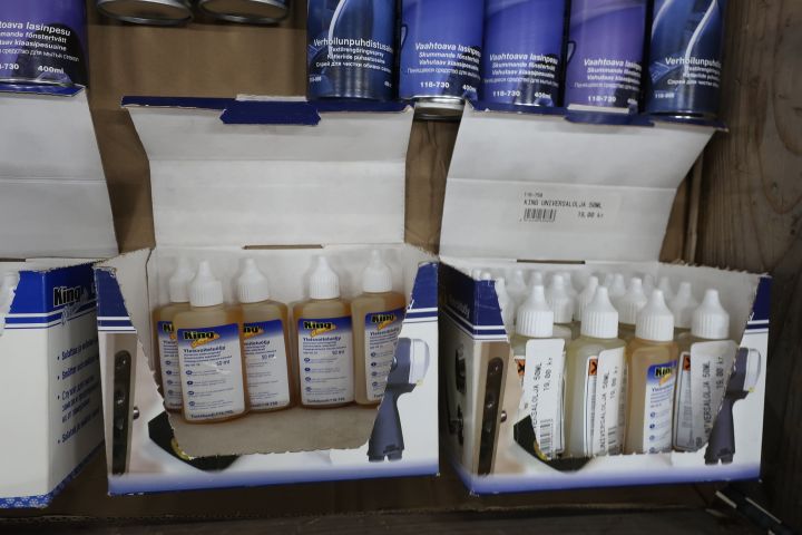 458833-5 Party of spray products