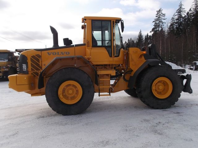 460390-7 Volvo L120F Wheel Loader
