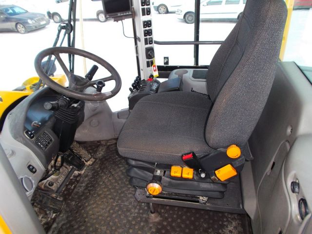 460390-15 Volvo L120F Wheel Loader