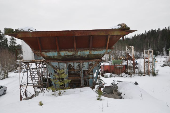460625-6 A complete crushing plant