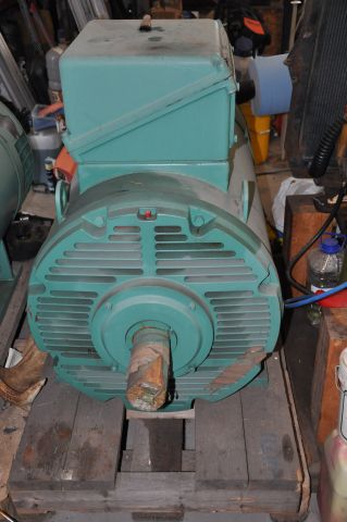 460700-1 Leroy Somer 400kw motor