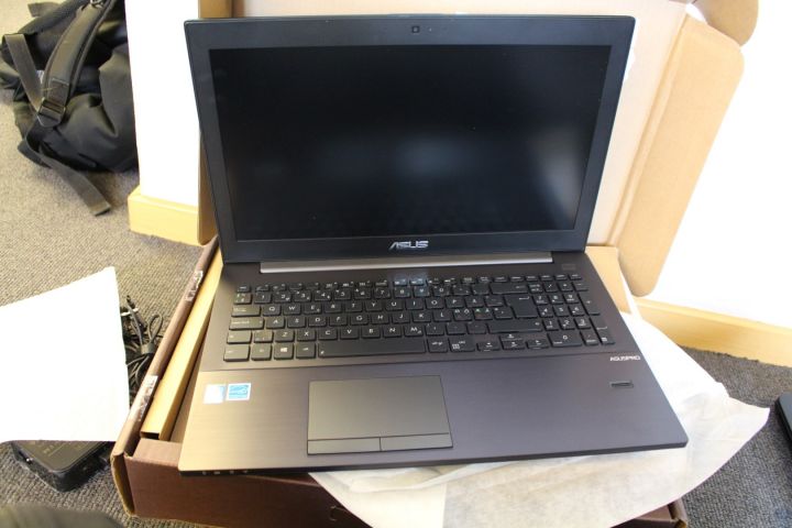 438252-2 Bärbar dator Asus AsusPro B551L