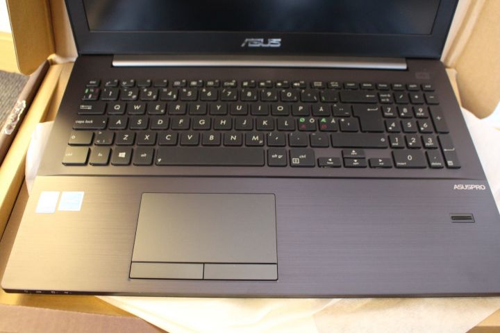 438252-8 Bärbar dator Asus AsusPro B551L