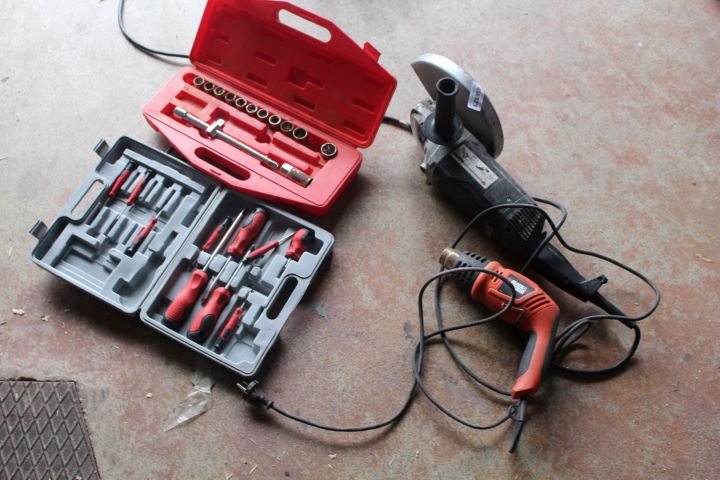 456323-1 Diverse verktyg, Vinkelslip Würth, Bordssåg Biltema