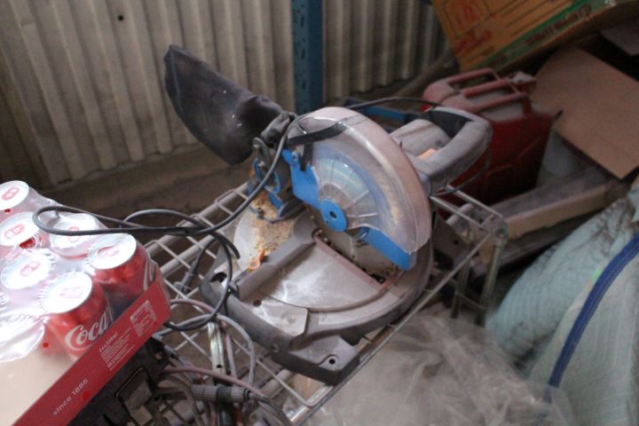 456323-6 Diverse verktyg, Vinkelslip Würth, Bordssåg Biltema