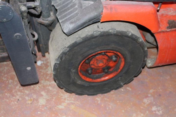 456325-14 Counterbalance Linde, 3 Ton, -95, Long Forks (10186.1 H)