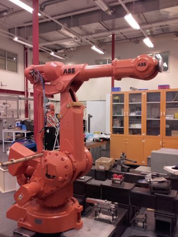 365323-2 Robot ABB 4400