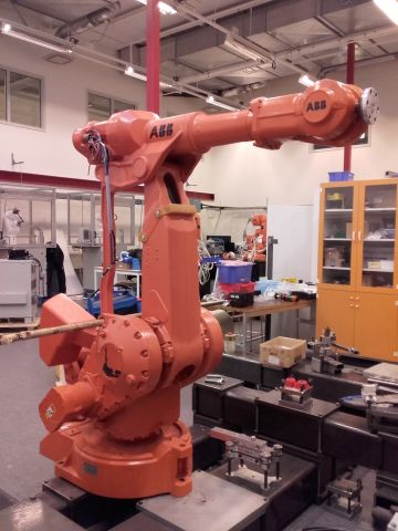 365323-6 Robot ABB 4400