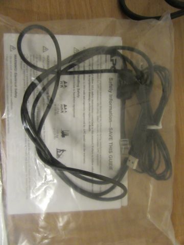 416001-9 UPS - APC Back-UPS Pro 900