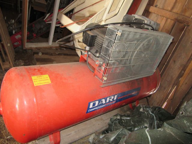 416007-3 Compressor - DARI 5.5 hp, 300 liters