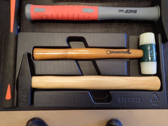 452754-6 Hammers and Släggor