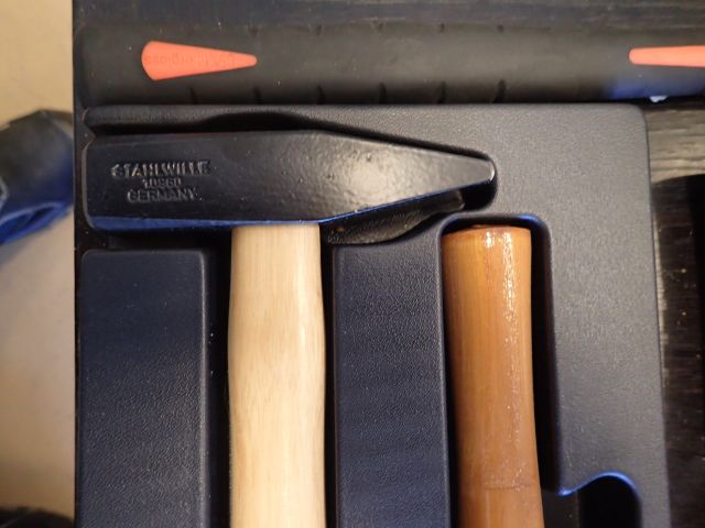 452754-7 Hammers and Släggor