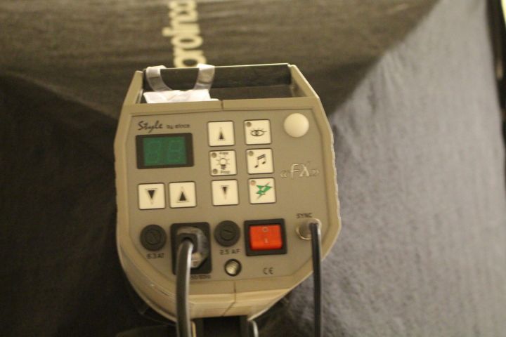 461218-4 Studio Flash Elinchrom, Style 400 FX