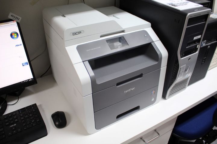 461252-7 Stationär dator Asus CG8270 (3,4GHz/8GB/340GB)