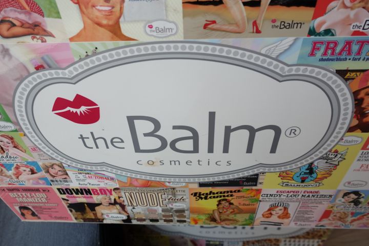 462853-2 Makeup the Balm cosmetics