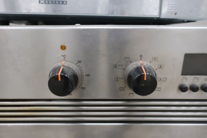 458939-4 Built-in oven Miele and microwave Melitta