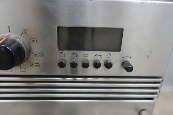 458939-5 Built-in oven Miele and microwave Melitta