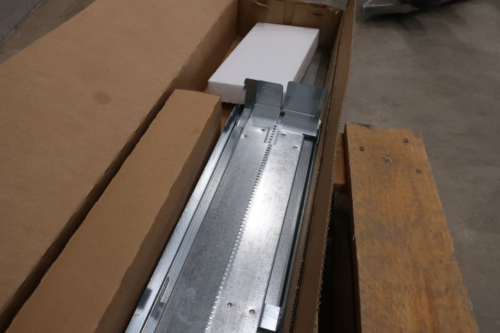 458943-3 Skylight velux lsg 1000 (114cm x 118cm)